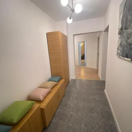 Aviatiei 4 *