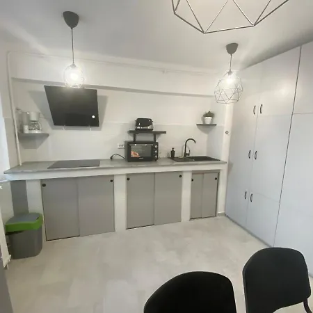 Aviatiei 4